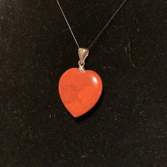 💝 Red Jasper Gemstone Heart Pendant - Picture 4 of 4